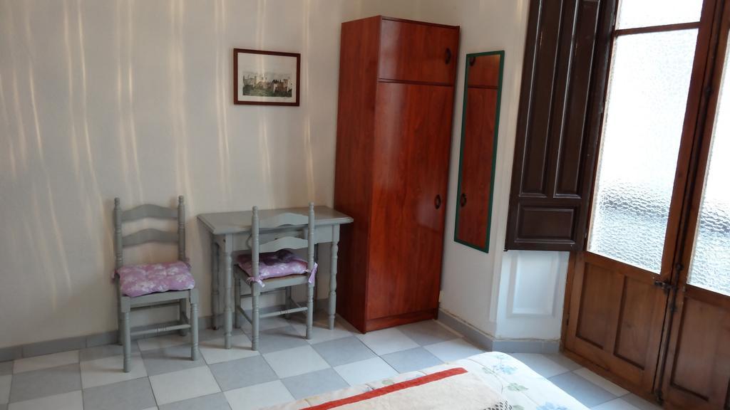 Pension Olympia Granada Room photo